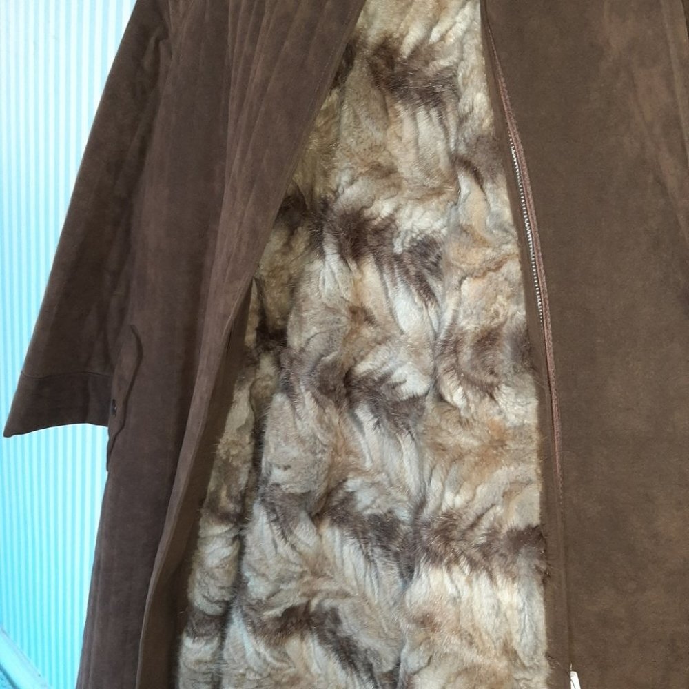 Sterling Stall fur and washable suede overcoat‎